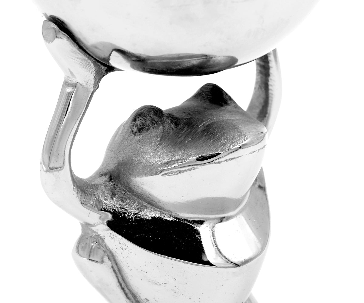 Figur Frosch versilbert – Detailansicht