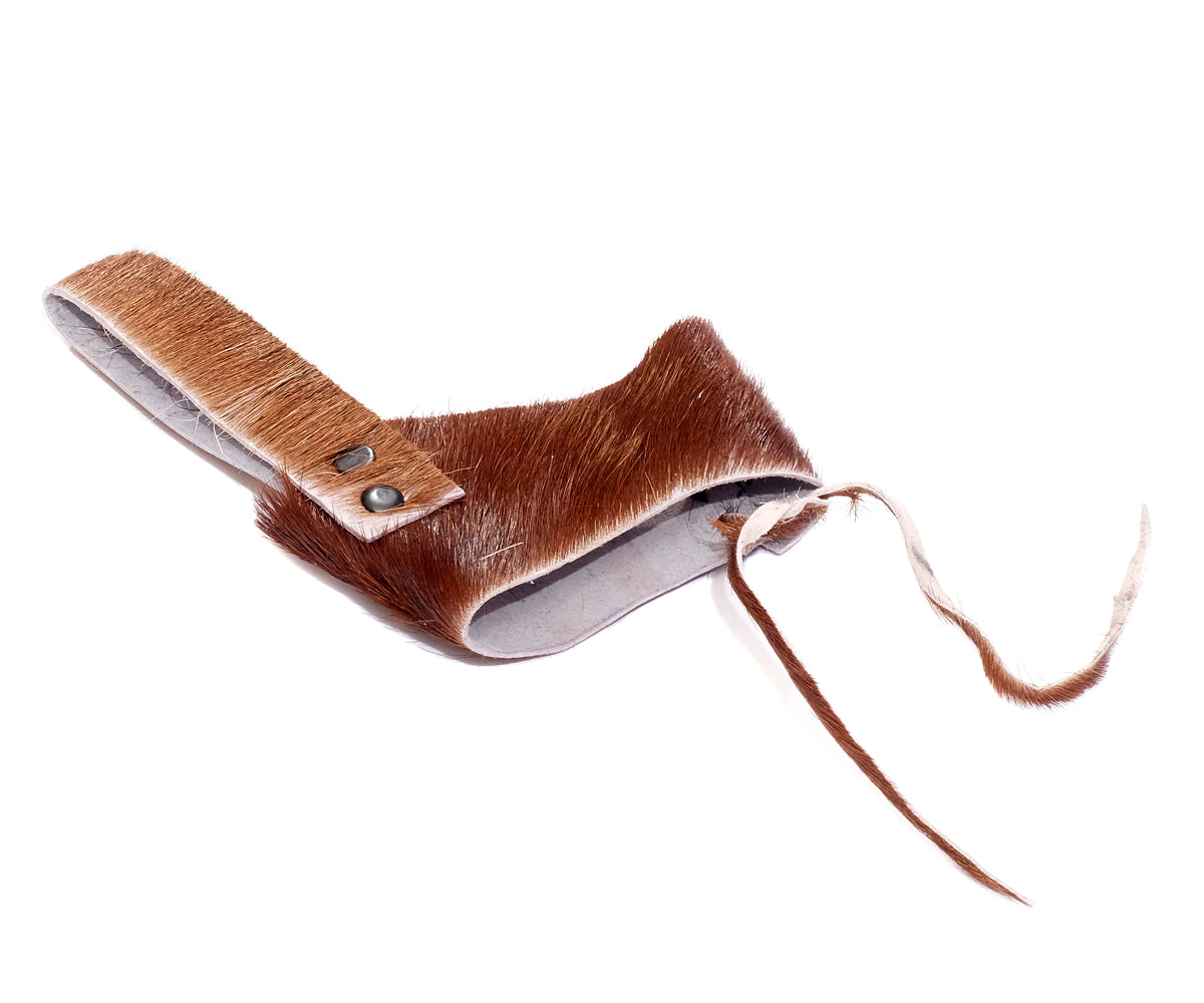 Trinkhorn Wikinger Set – 200 ml, Kuhhornhalter Kuhfell