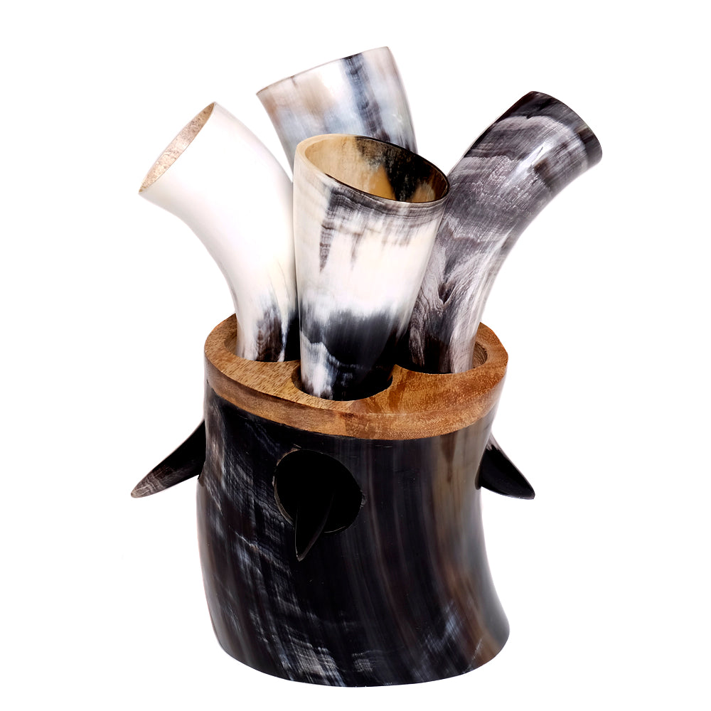 Trinkhorn Wikinger Set – 50 ml, 4er-Set mit Hornständer