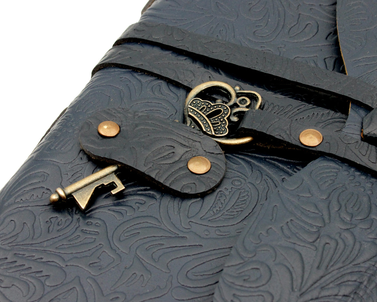 Leder Tagebuch handgefertigt Vintage – Detailansicht