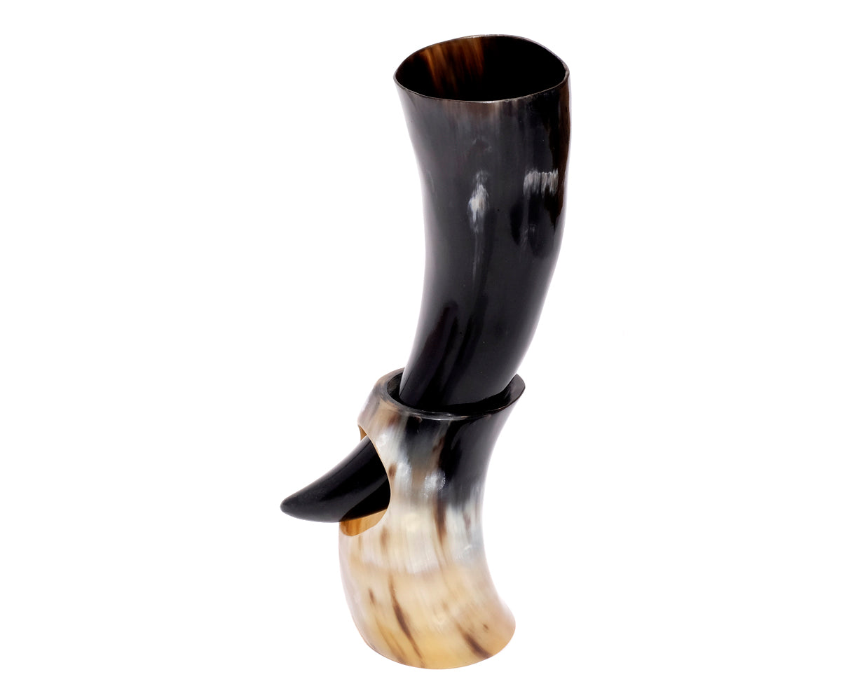 Trinkhorn Wikinger Set – 400 ml, Kuhhorn poliert mit Hornständer