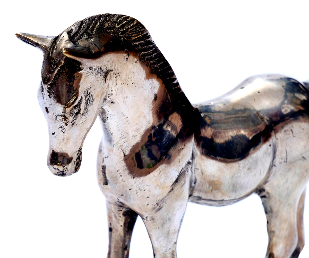 Silbernes Pferd – Groß