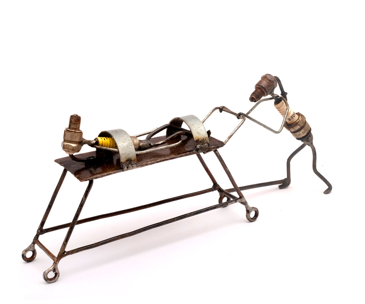 Zündkerzen Figur – Sanitäter